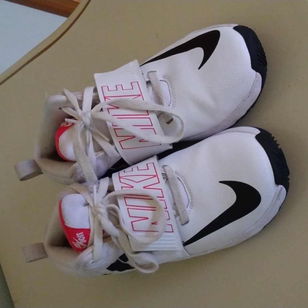 Boy's Nike